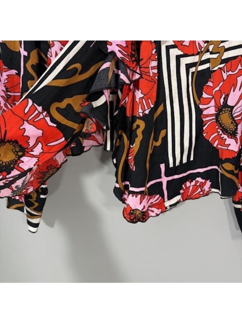 Trina Turk Blouse Womens Medium Multicolor Floral Silk V Neck Long Sleeve Top - Picture 7 of 11